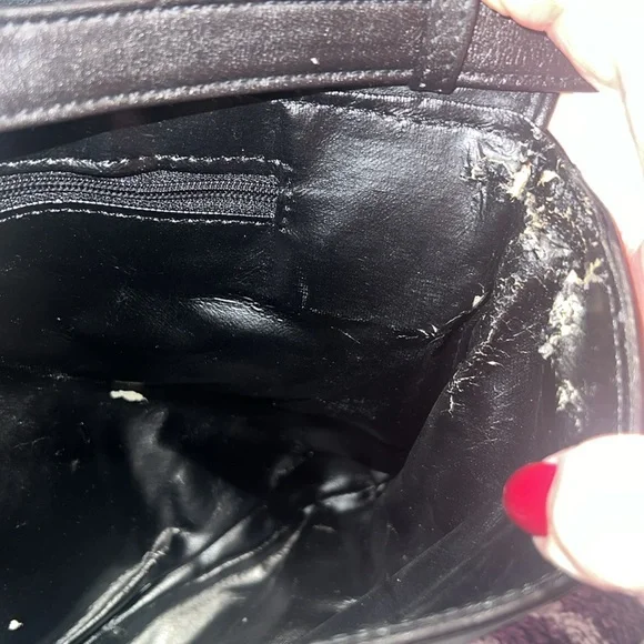 Anne Klein Vintage Black Leather Deadstock Crossbody Purse Gold Hardware - Picture 12 of 13